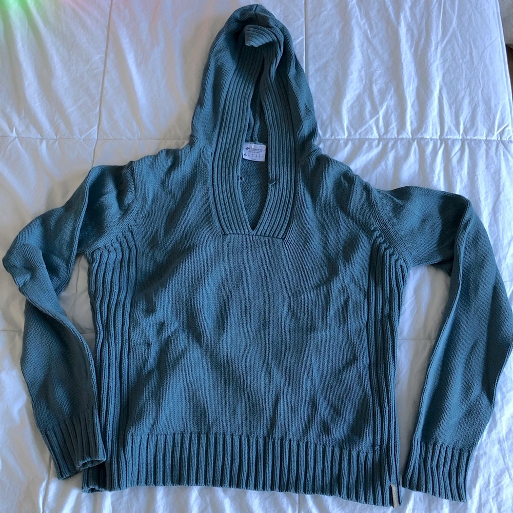 Small Columbia hooded sweater